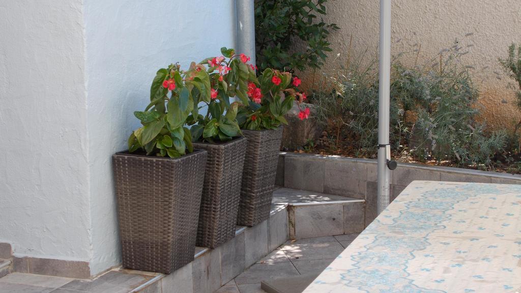 Guest House Accommodation Rupine Premantura Exterior photo